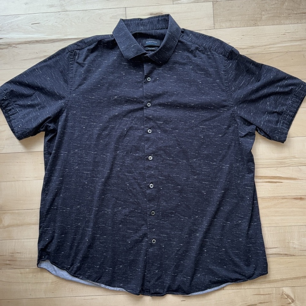 Men’s Bugatchi Short Sleeve Button Down - Picture 2 of 3